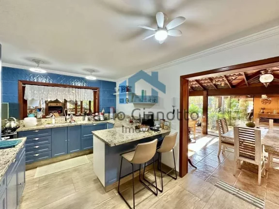 Imagem Casa na Granja Viana, Porteira Fechada, Piscina e Gourmet