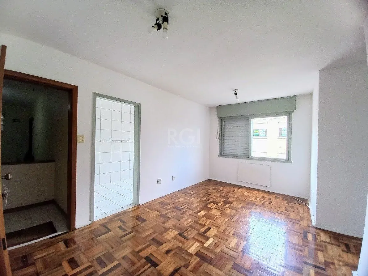 Imagem Apartamento para Venda - 59m², 2 dormitórios, 1 vaga - Passo da Areia