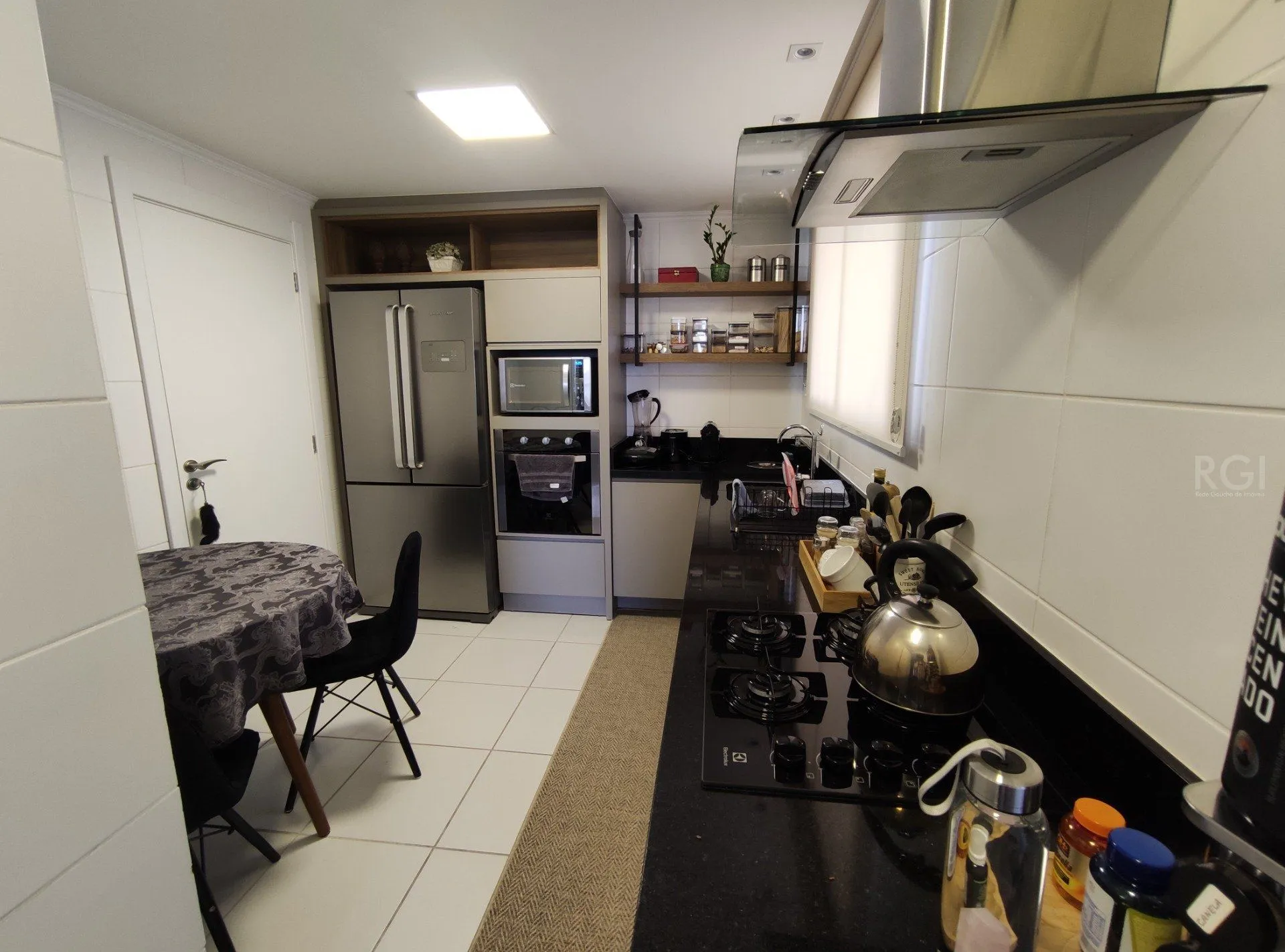 Imagem Apartamento para Venda - 162.53m², 3 dormitórios, sendo 3 suites, 2 vagas - Jardim Do Salso