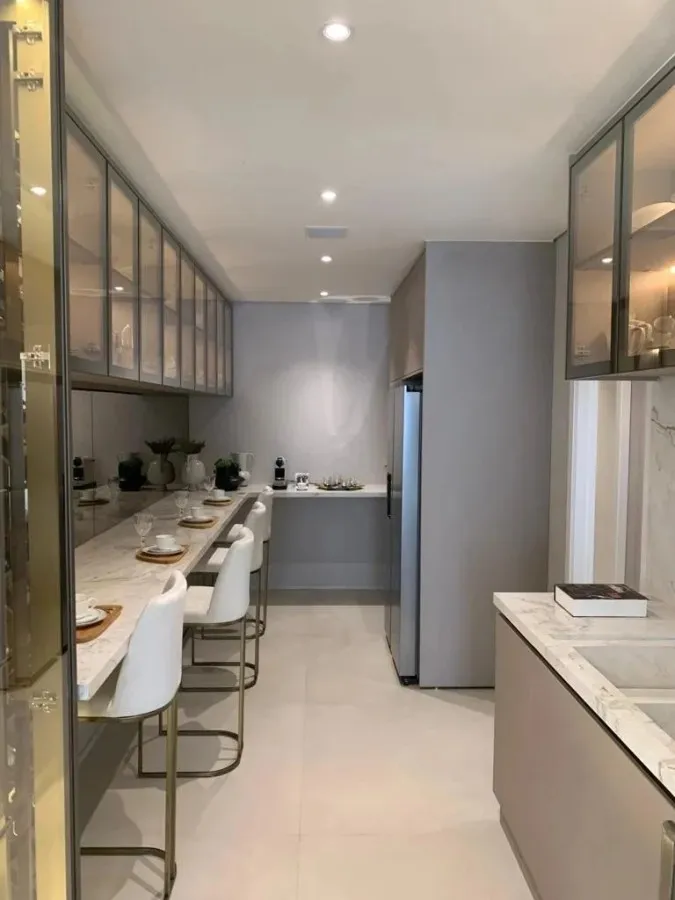 Imagem Apartamento para Venda em São Paulo, Pinheiros, 4 dormitórios, 4 suítes, 5 banheiros, 3 vagas