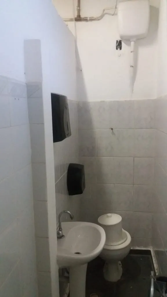 Imagem Comercial à venda 3 Quartos, 1 Suite, 5 Vagas, 300M², Bela Vista, Pindamonhangaba - SP