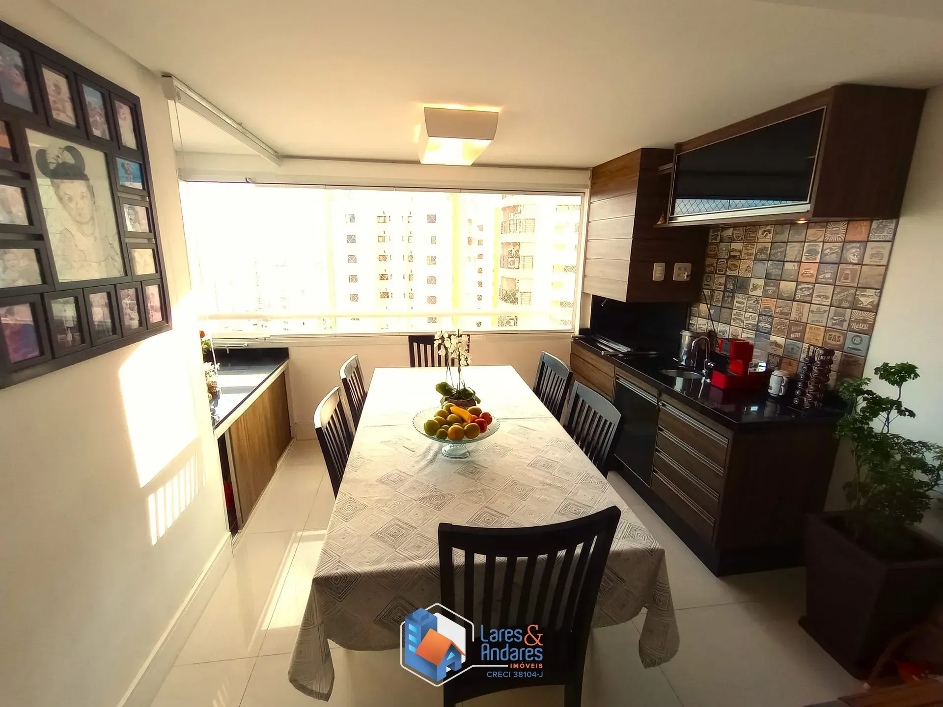 Imagem APTO A VENDA COM 76M² 3 DORM (SENDO 1 SUÍTE) 2 VAGAS COM PLAJEJADO E SACADA ENVIDRAÇADA COM CHURRASQUEIRA A CARVÃO - IMPECÁVEL. GAMA SANTANA