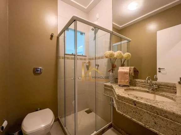 Imagem Casa com 4 dormitórios à venda, 192 m² por R$ 1.295.000 - Pimenteiras - Teresópolis/RJ