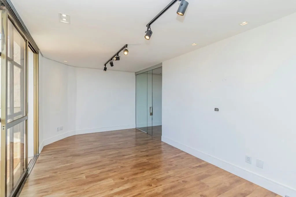 Imagem Sala / Conjunto Comercial à venda no Bairro Moinhos de Vento - Porto Alegre