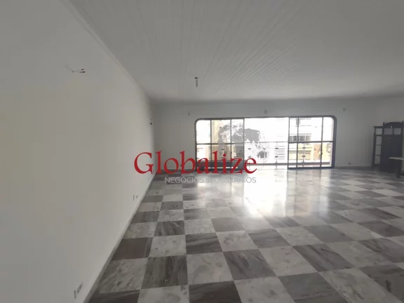 Imagem Apartamento à venda com 4 dormitórios e 2 vagas no bairro do Gonzaga em Santos R$ 1.300.000,00
