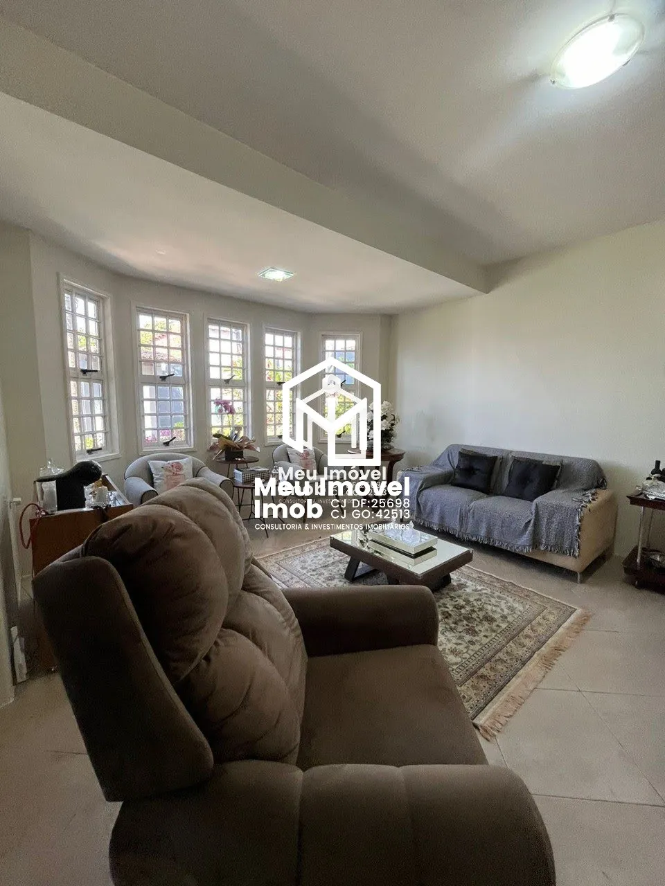 Imagem Casa 3 Quartos 3 Suítes 3 Vagas 1.800m² Varanda Águas Claras