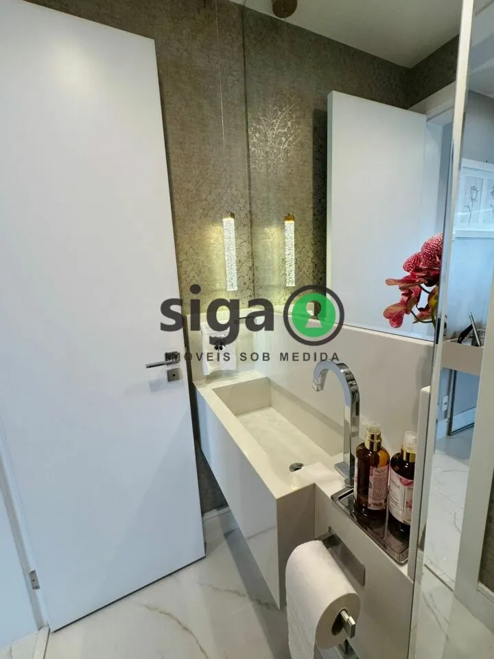 Imagem APARTAMENTO Á VENDA NO BROOKLIN COM 3 SUÍTES, 3 VAGAS, NO BROOKLIN COM PÉ DIREITO DUPLO! 175M²