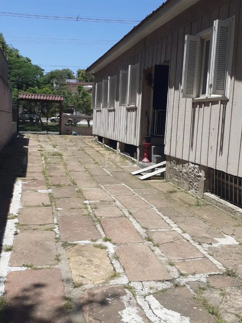 Imagem Casa para Venda - 440m², 2 dormitórios, Tristeza