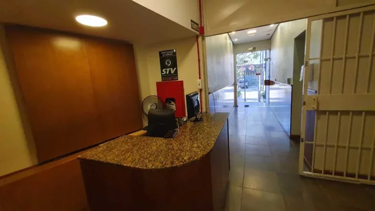 Imagem Sala para venda no bairro Menino Deus em Porto Alegre