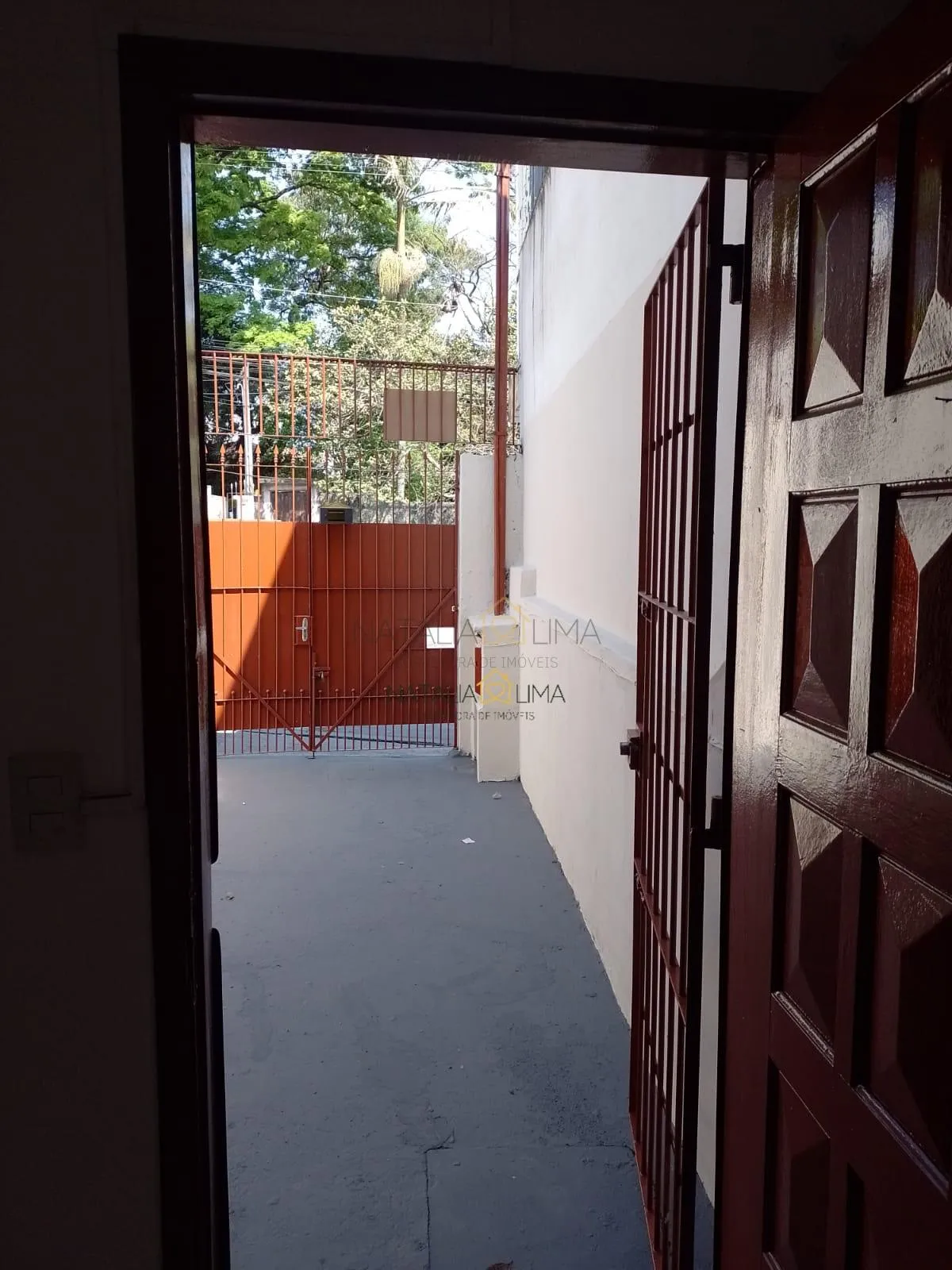 Imagem Casa com 2 Quartos e 2 banheiros à Venda, 86 m² por R$ 370.000