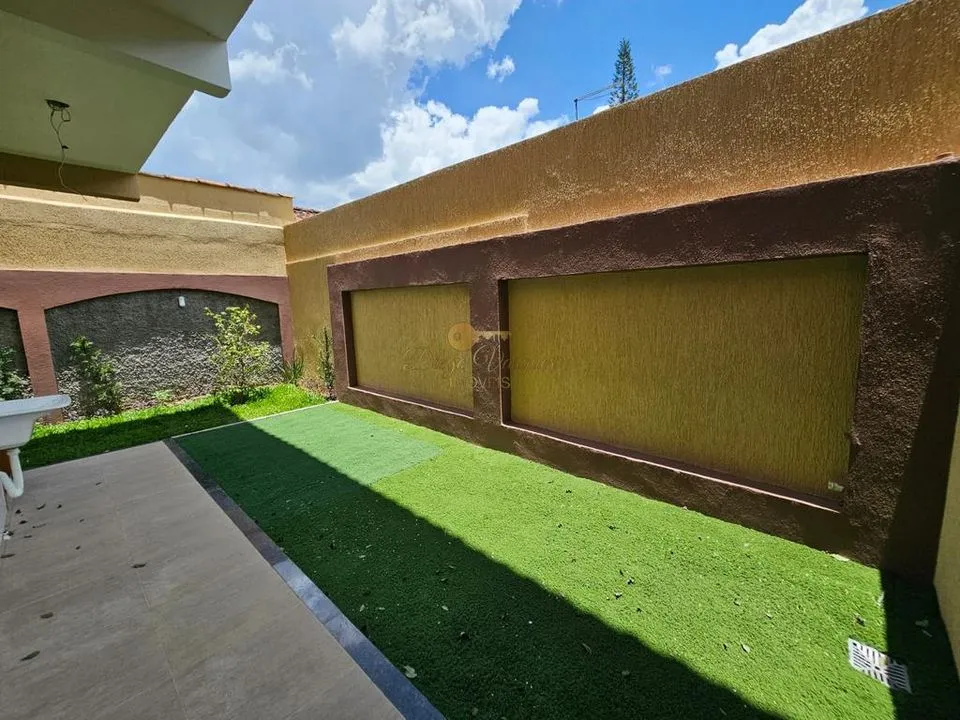 Imagem Casa em Condomínio para Venda em Teresópolis / RJ no bairro Nossa Senhora de Fátima