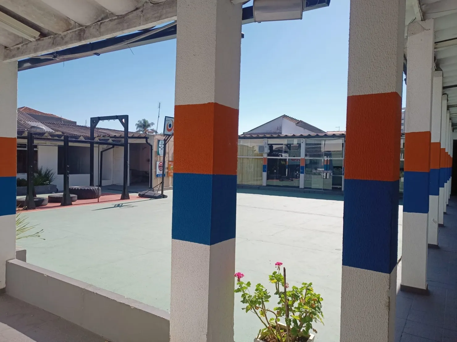 Imagem Prédio no Centro de Pinda - Ideal para Academia ou Centro Esportivo