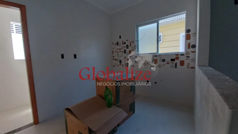 Imagem SOBREPOSTA ALTA 03 DORMITÓRIOS,01 SUÍTE,LAVABO,SALA 02 AMBIENTES, 02 VAGAS DE GARAGEM.APARECIDA R$900.000,00.