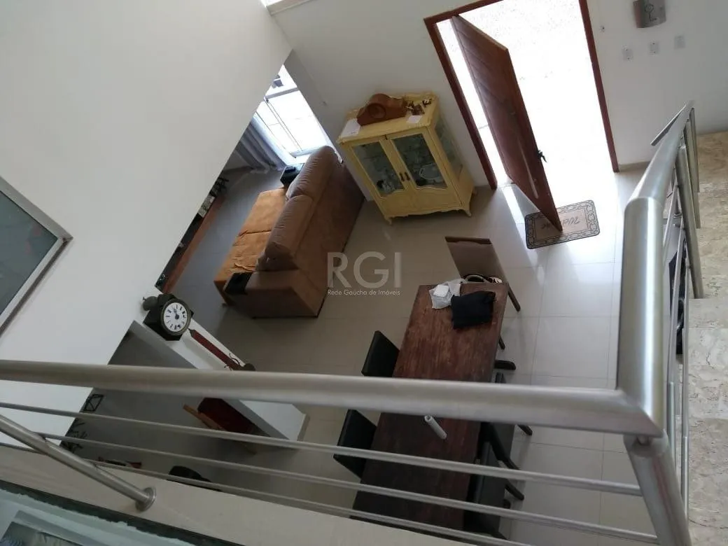 Imagem Casa para Venda - 300m², 3 dormitórios, sendo 3 suites, 6 vagas - São Lucas