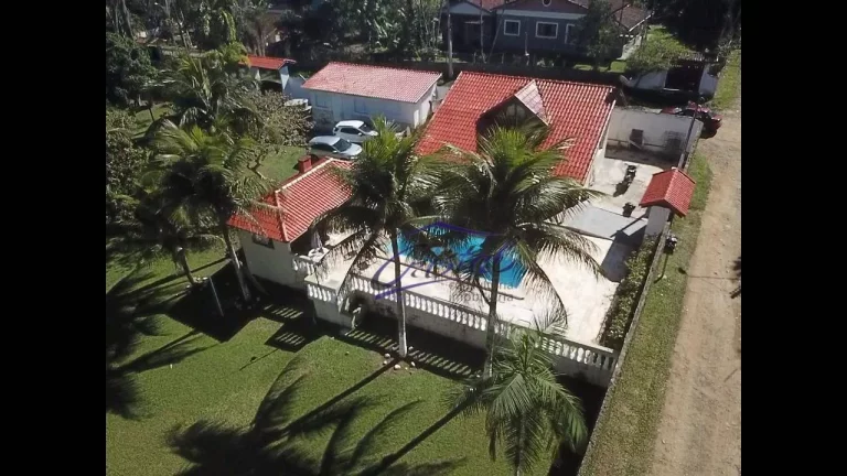 Foto do imóvel Chácara com 5 dormitórios à venda, 2400 m² por R$ 1.000.000,00 - Jardim Caju - Pedro de Toledo/SP