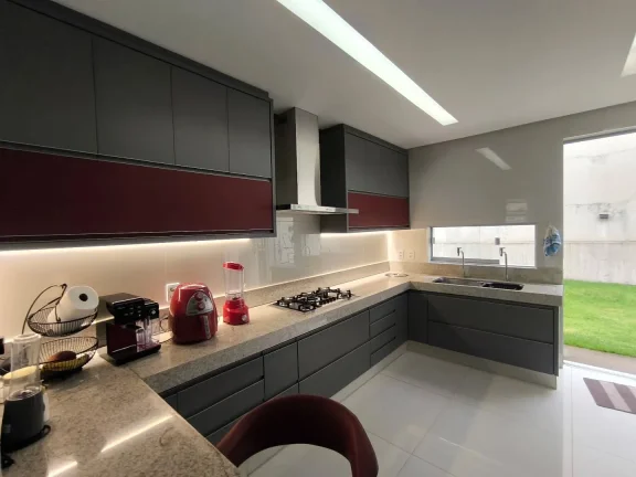 Imagem Sobrado 3 Suites Sozinho No Lote A 6 Min Do Flamboyant