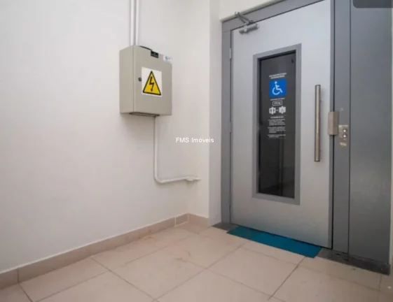 Imagem Loja com 576m² no Butantã.