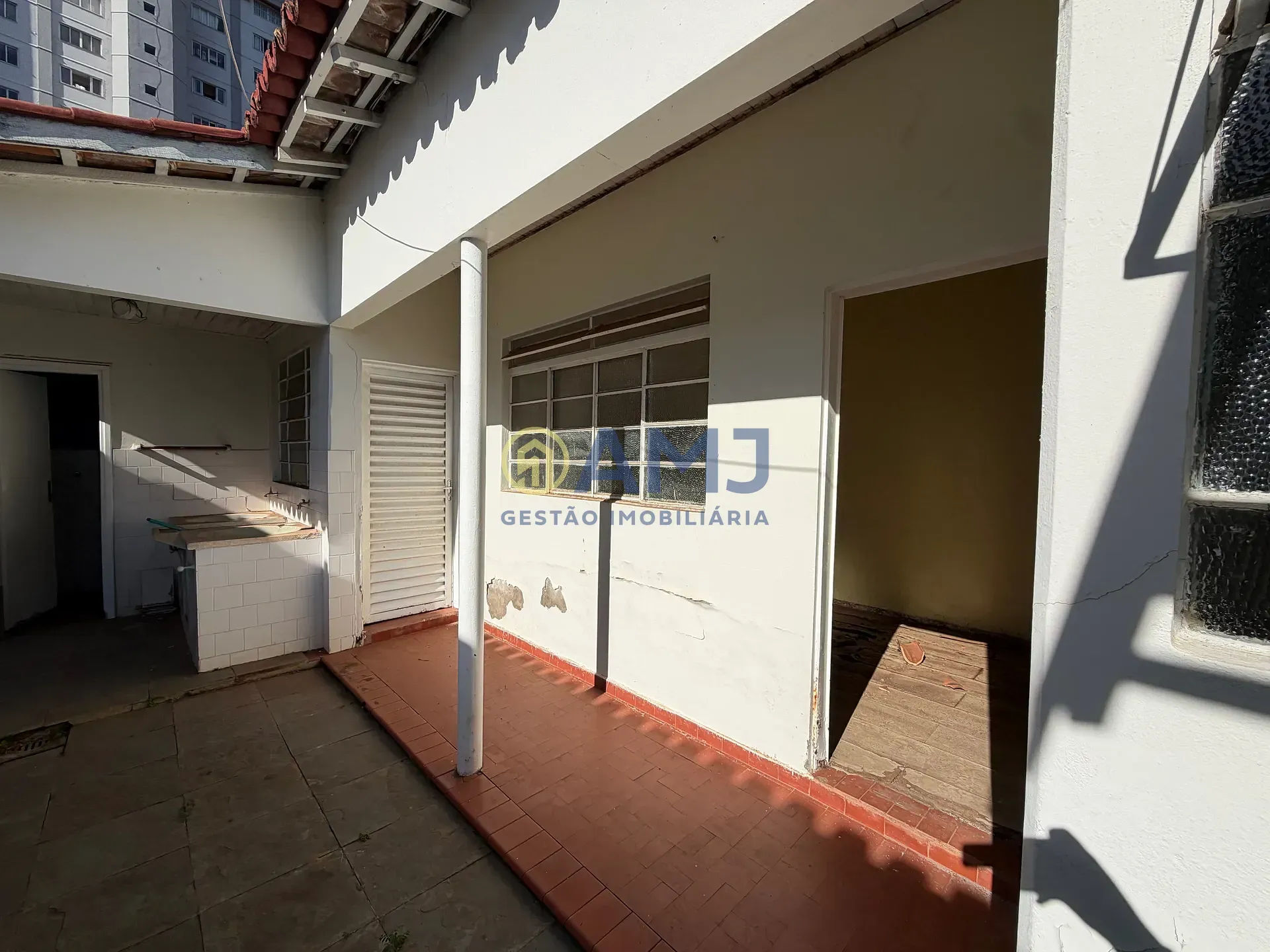 Imagem CASA À VENDA | AVENIDA COMERCIAL | SETOR OESTE / SETOR COIMBRA | GOIÂNIA