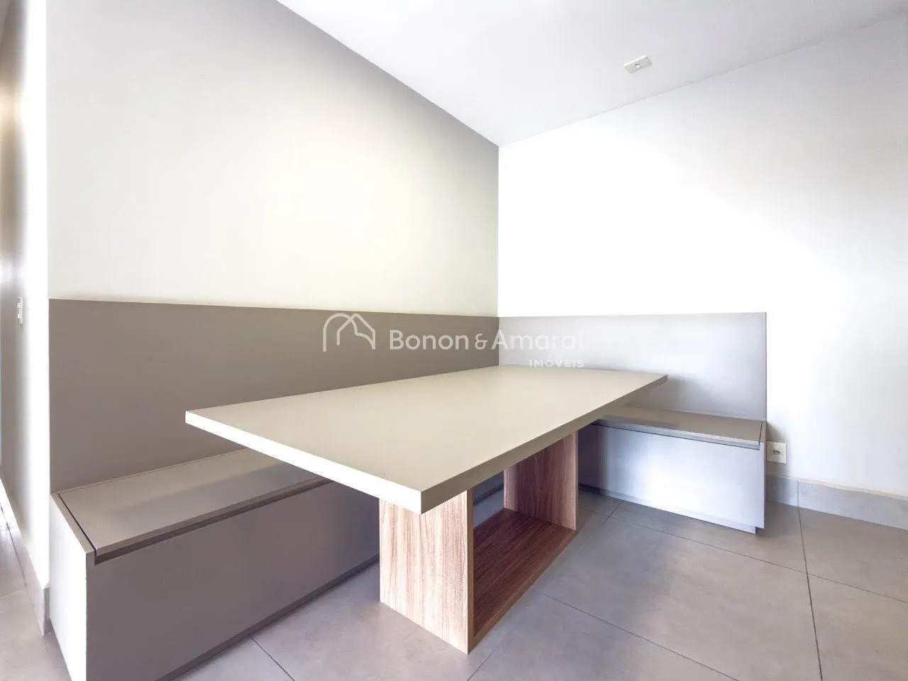 Imagem Apartamento 3 dormitórios, novo, andar alto - Vila Barão de Itapura Campinas S.P.