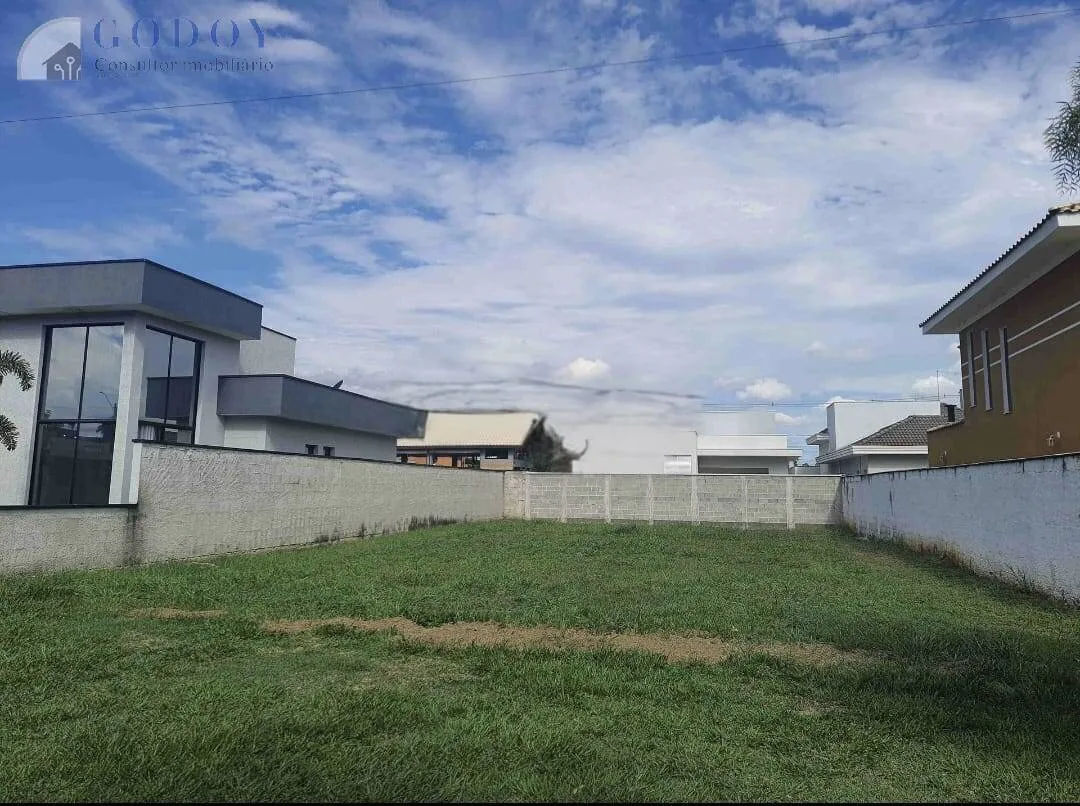 Foto do imóvel Terreno de 450 m² à Venda no Reserva Bonsucesso - Lote Plano