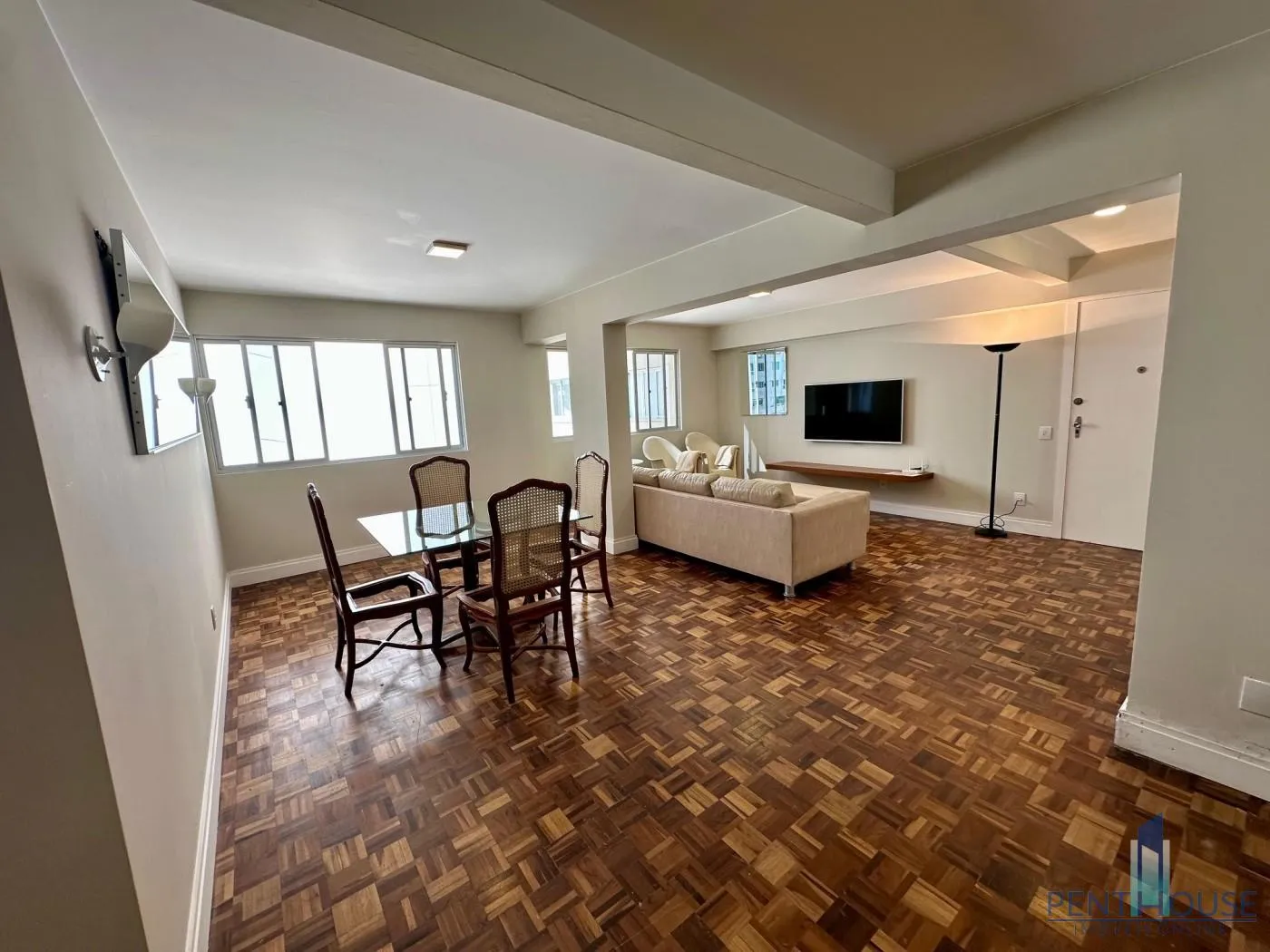 Imagem Apartamento Quadra Mar para Venda em Balneário Camboriú, PIONEIROS, 3 dormitórios, 1 suíte, 3 banheiros, 1 vaga