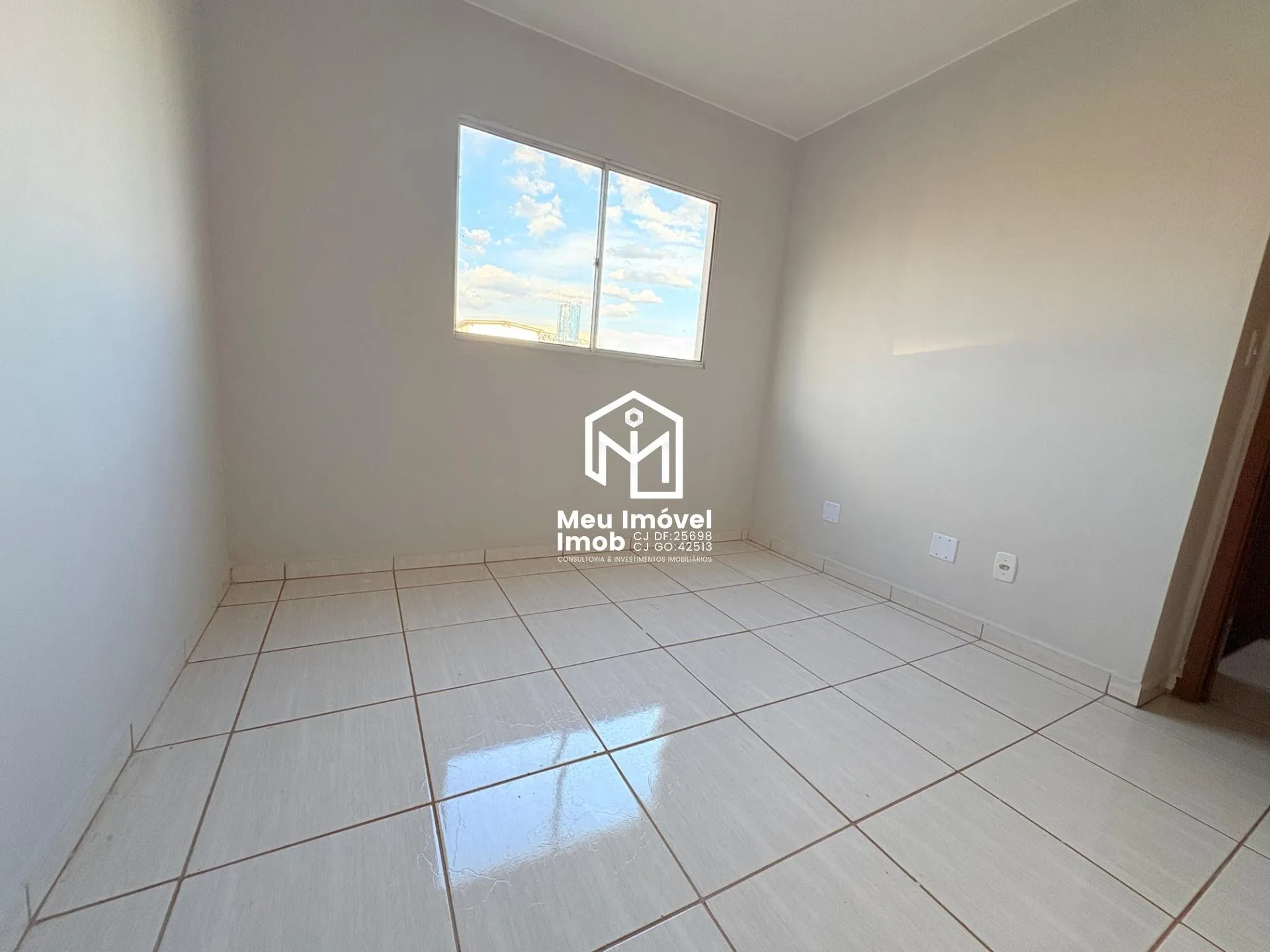 Imagem Apartamento em Céu Azul - Valparaíso de Goiás