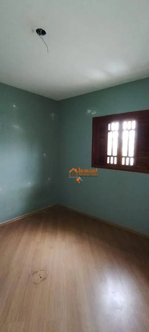 Imagem Sobrado com 4 dormitórios à venda, 160 m² por R$ 860.000,00 - Jardim Zaira - Guarulhos/SP