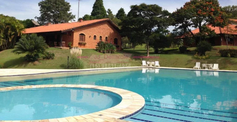 Imagem Casa com 3 dormitórios dentro de condomínio em Boituva interior