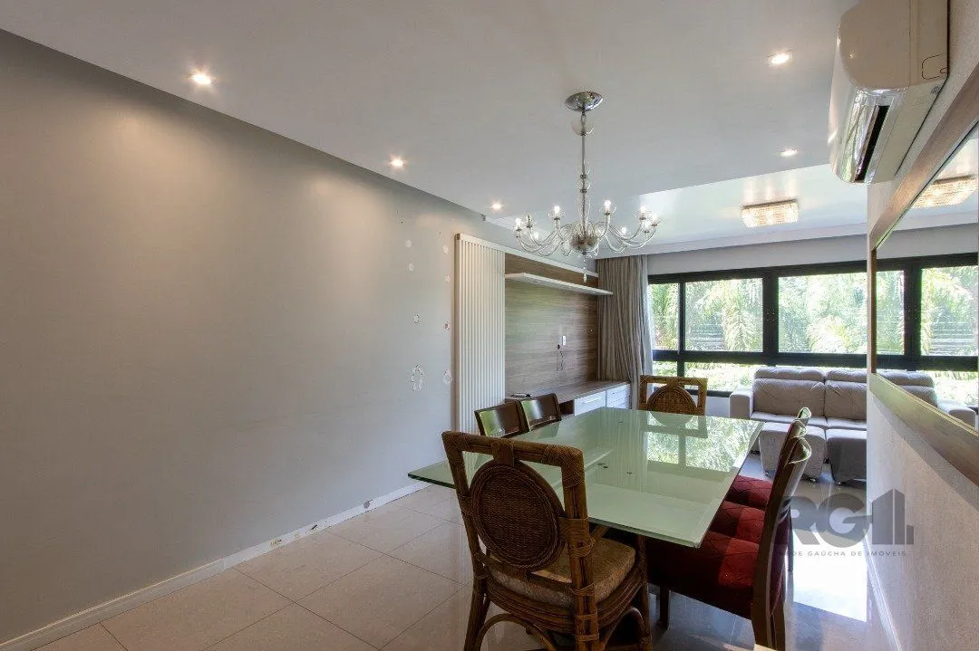 Imagem **Apartamento Residencial com 3 Quartos e 3 Banheiros em Camaquã, Porto Alegre, RS**