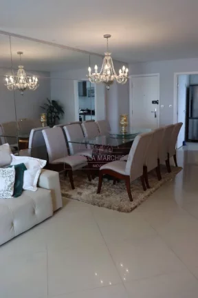 Imagem Apartamento da quadra da praia com vista para o mar, montado e decorado