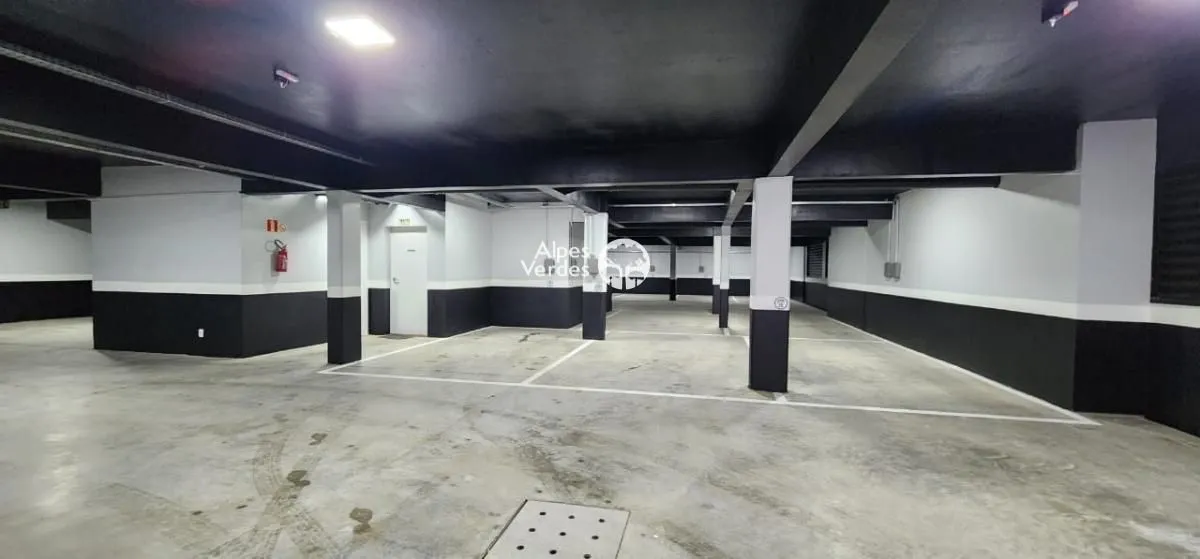 Imagem Vende-se apartamento semi-mobiliado em Gramado a 10 minutos da Rua Coberta