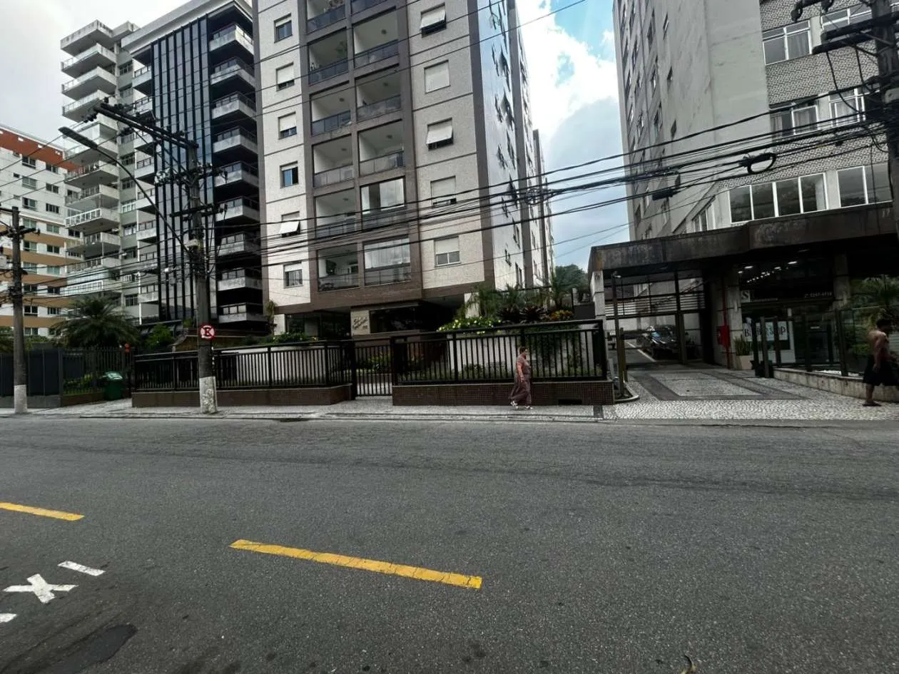 Imagem Apartamento para Venda em Petrópolis / RJ no bairro Centro