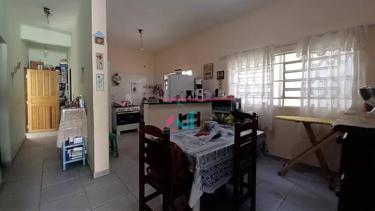 Imagem Casa com 3 dormitórios à venda - Vila Carmem - Cachoeira Paulista/SP