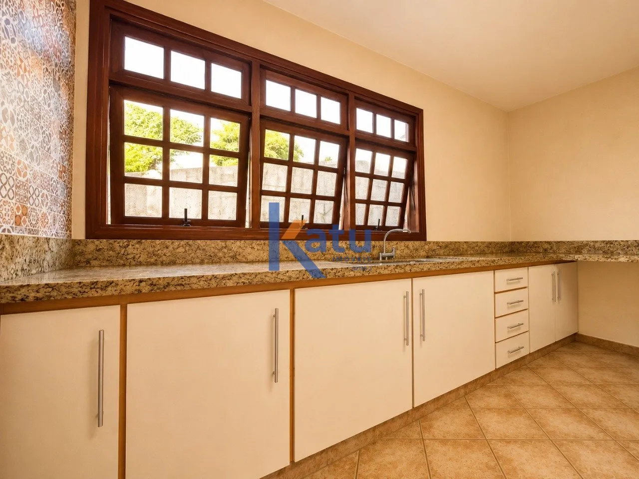 Imagem CHÁCARA PARA VENDA EM JUNDIAÍ/SP

Esta chácara possui um terreno de 1.000 m² e área construída...