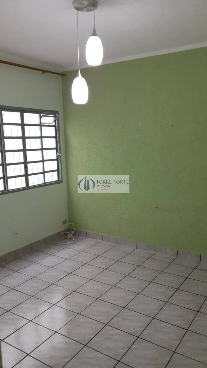 Imagem Casa térrea, 2 quartos, 2 vagas, na Vila Diva