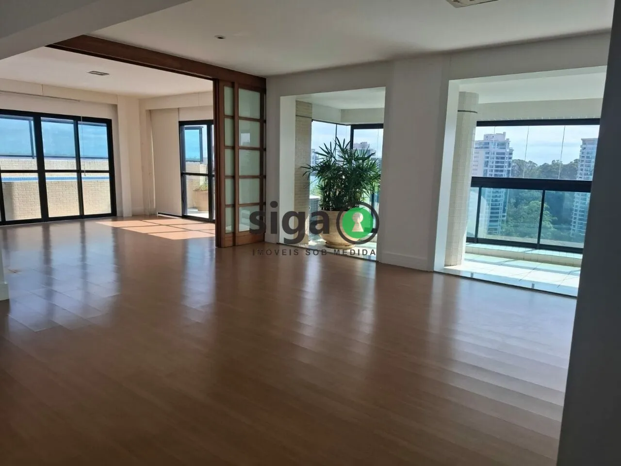 Imagem Cobertura de Luxo no Condomínio Villagio Panamby, Sofisticação, Conforto e Vista Deslumbrante