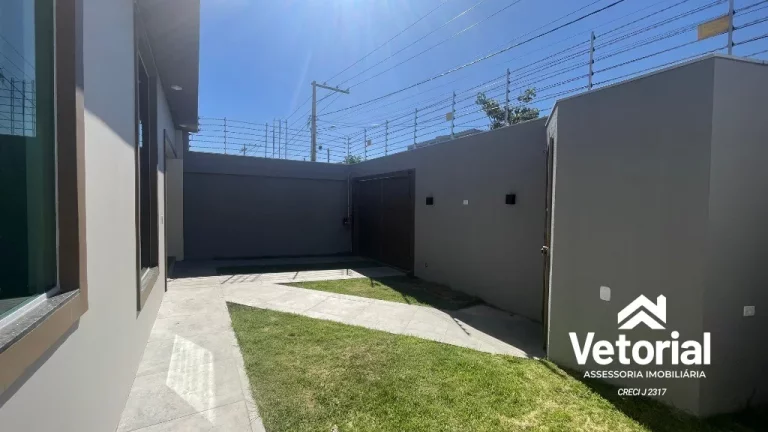 Imagem Casa com 3 Quartos e piscina no Parque da Cidade - Barreiras-BA