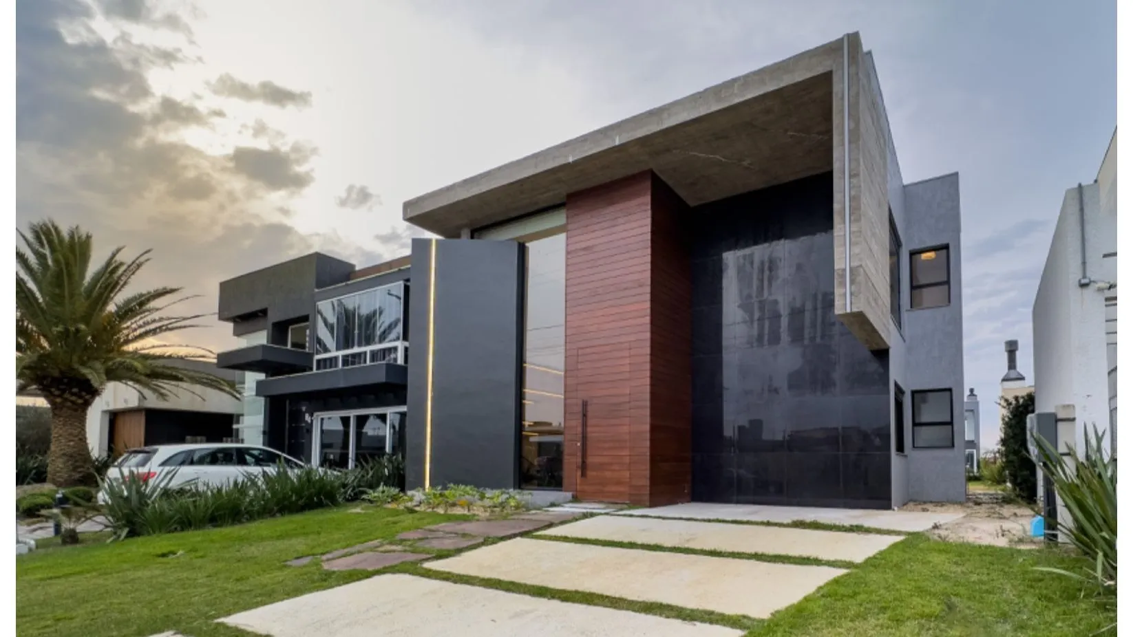 Foto do imóvel Casa à venda em Xangri-lá, Xangrila, com 4 quartos, 227m2