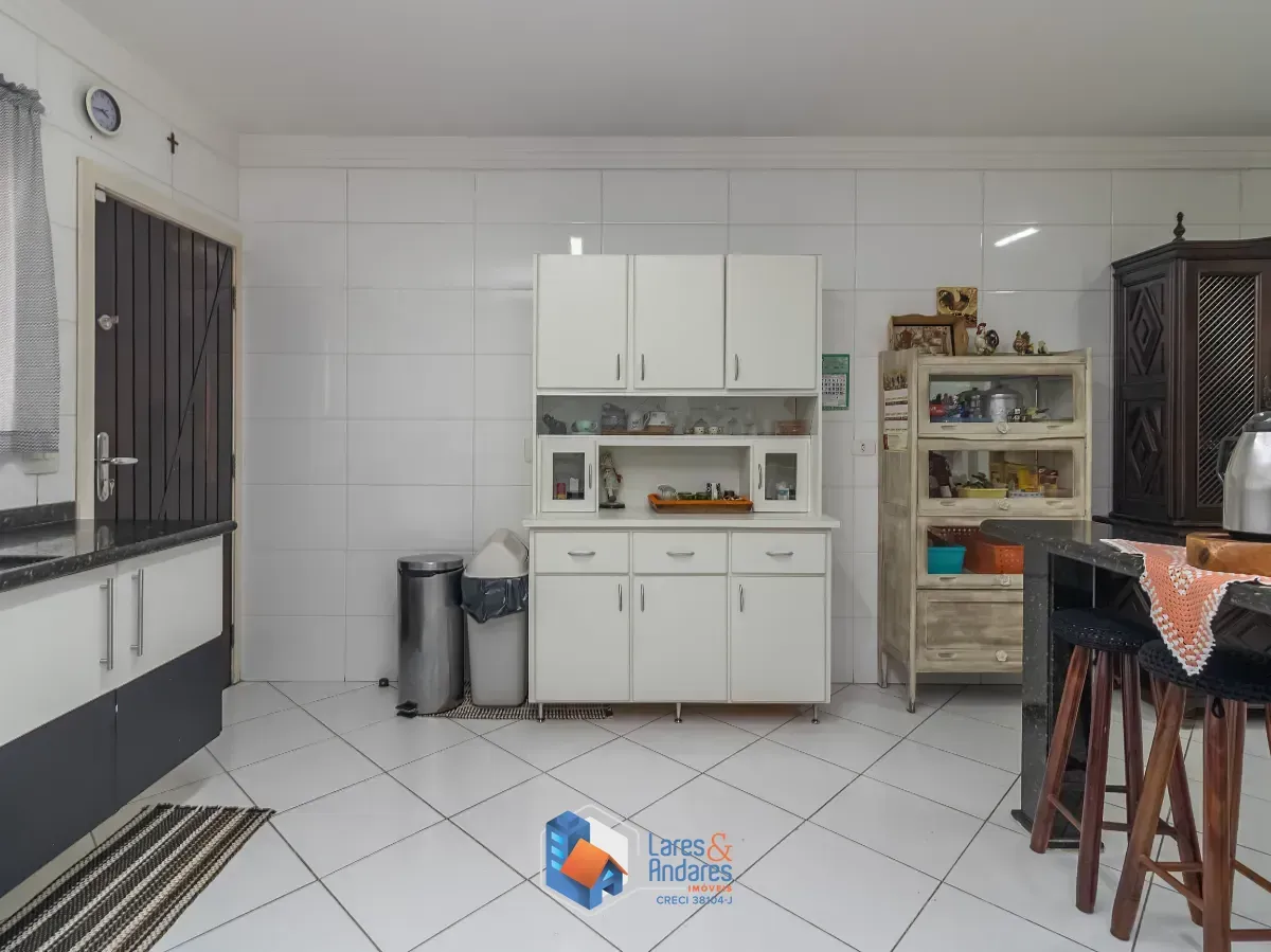 Imagem Sobrado para venda em Vila Carrão com 3 quartos, sendo 3 suítes, 289m²