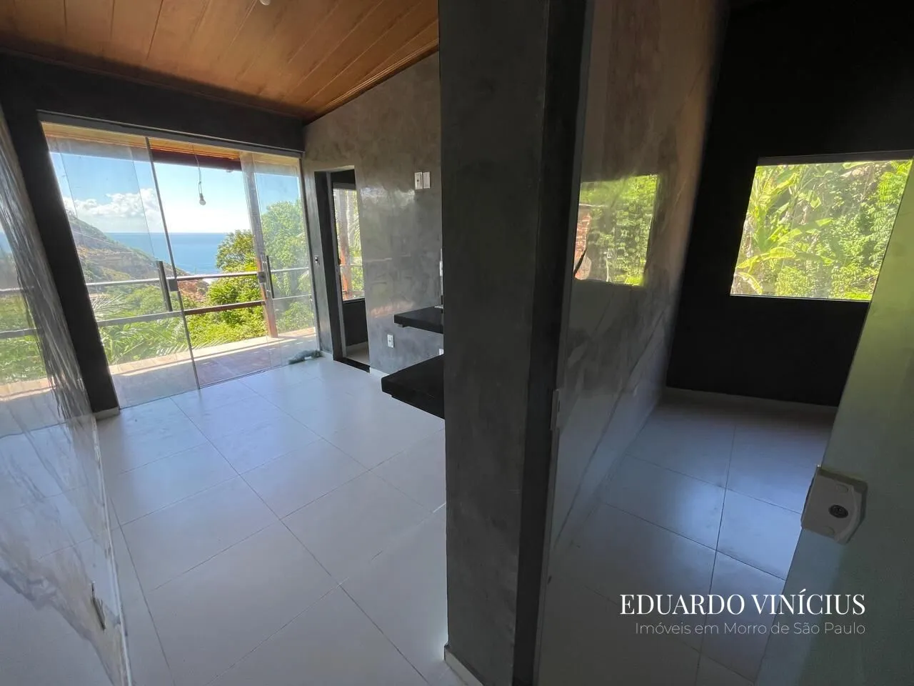 Imagem Apartamento 2 Dormitórios com Vista Mar À Venda em Morro de São Paulo