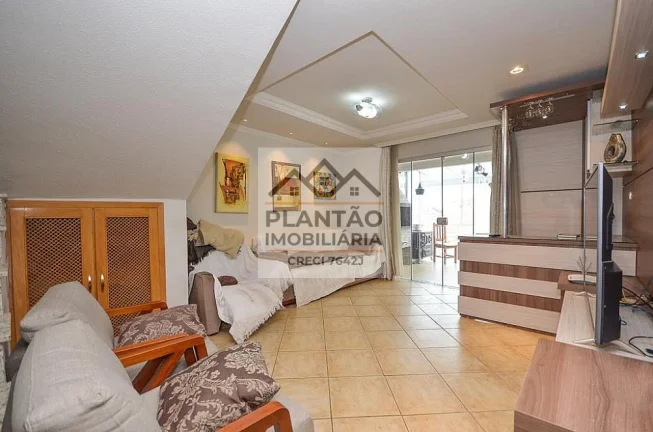 Imagem Casa Triplex a Venda no bairro Pinheirinho - Curitiba, PR