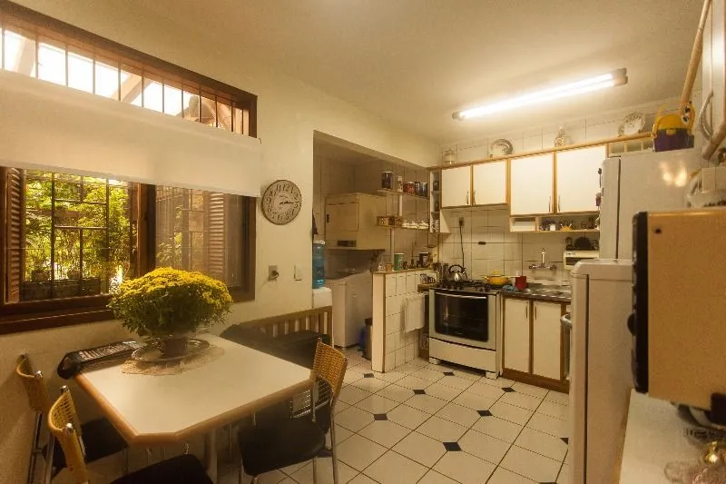 Imagem Casa Condominio para Venda - 170m², 3 dormitórios, sendo 1 suites, 2 vagas - Cavalhada