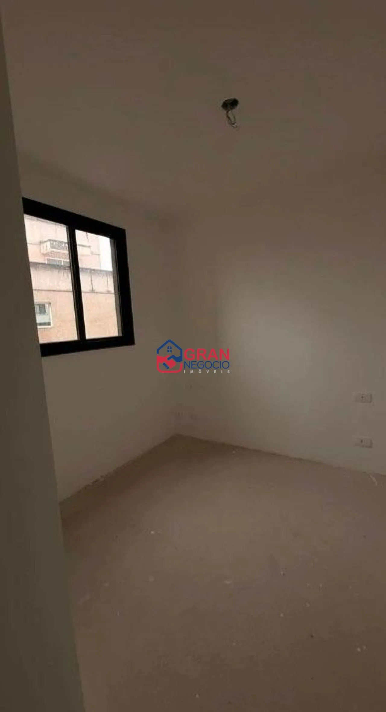 Imagem Vendo Apartamento CIC - Condomínio Clube