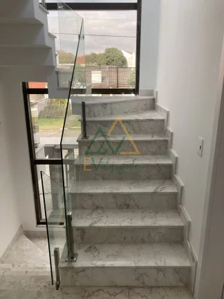 Imagem Sobrado em Condomínio à venda no Jardim das Américas Curitiba PR
