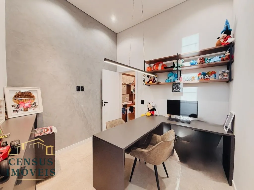 Foto do imóvel: Casa de luxo em condomínio no Mont' Alcino em Valinhos-SP: 3 quartos, 3 suítes, 3 salas, 1 banheiro, 6 vagas e 350m². em Condomínio Mont´Alcino