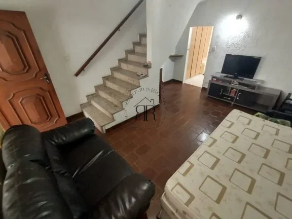 Imagem Sobrado em excelente localização, próximo ao Clube 7 de Setembro da Agua Rasa!!
Piso térreo: 1 v...