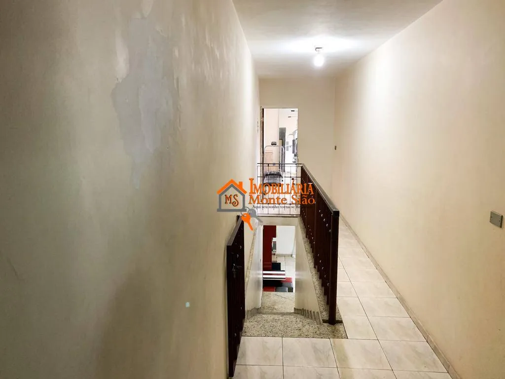 Imagem Sobrado com 4 dormitórios à venda, 407 m² por R$ 598.000,00 - Vila Rio de Janeiro - Guarulhos/SP