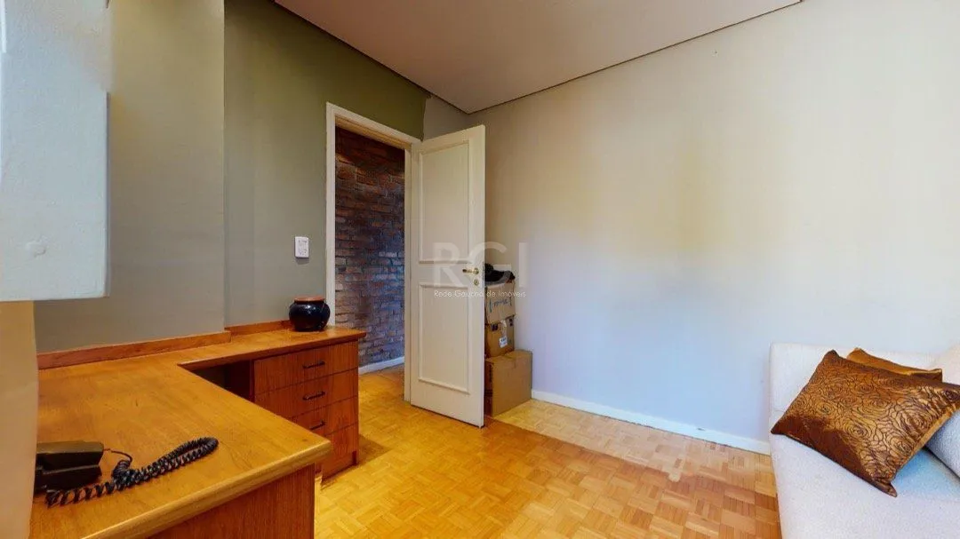 Imagem Casa para Venda - 130m², 3 dormitórios, sendo 1 suites, Cidade Baixa
