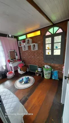 Imagem Casa Rústica em Garopaba-SC: 3 Suítes, Vista Panorâmica, Jacuzzi e 3000m² de Terreno