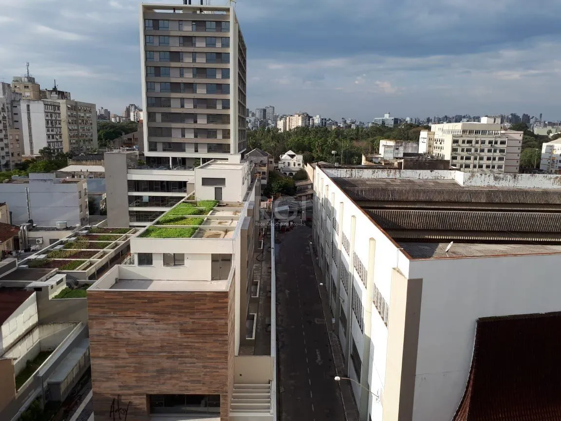 Imagem Apartamento para Venda - 145.56m², 3 dormitórios, 1 vaga - Cidade Baixa